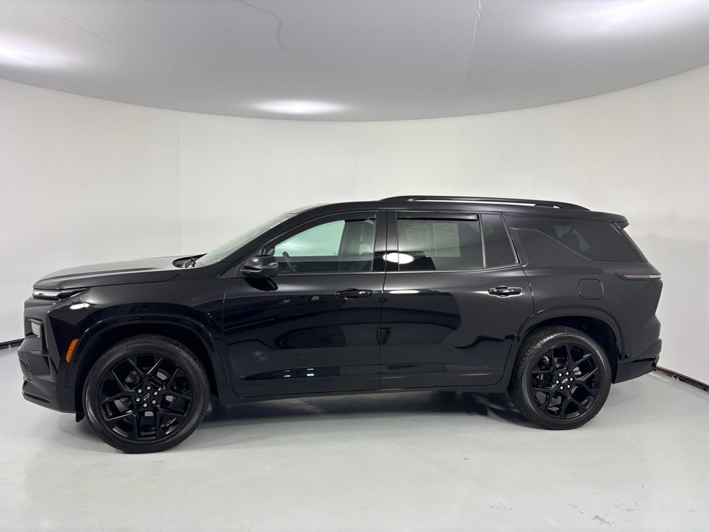 Used 2024 Chevrolet Traverse RS w/ LPO, Floor Liner Package AWD/4WD image 4
