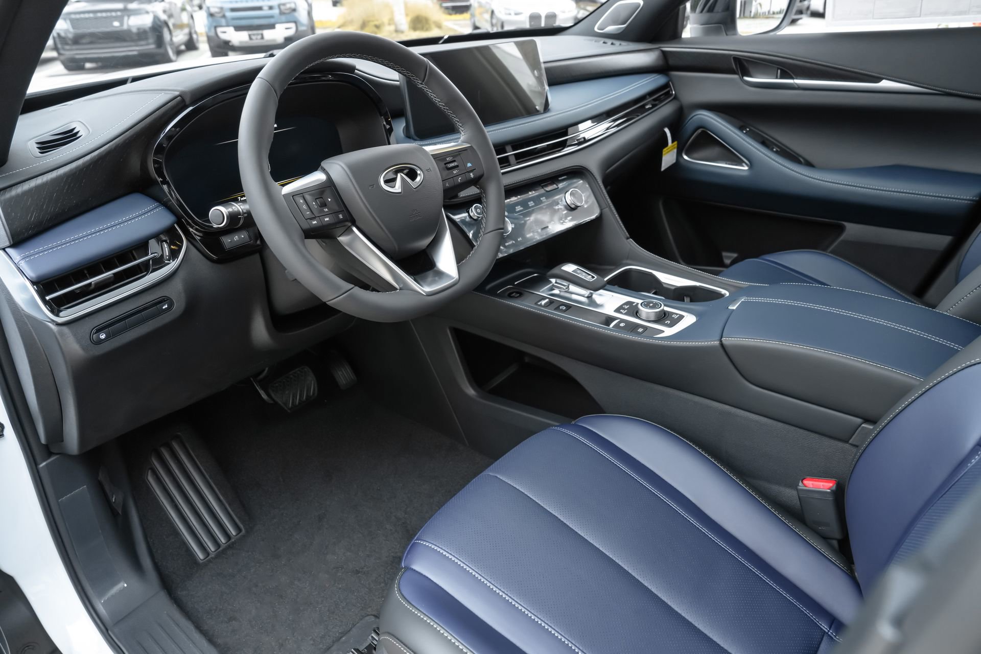 New 2026 INFINITI QX60 Sport w/ Dark Cargo Package image 5