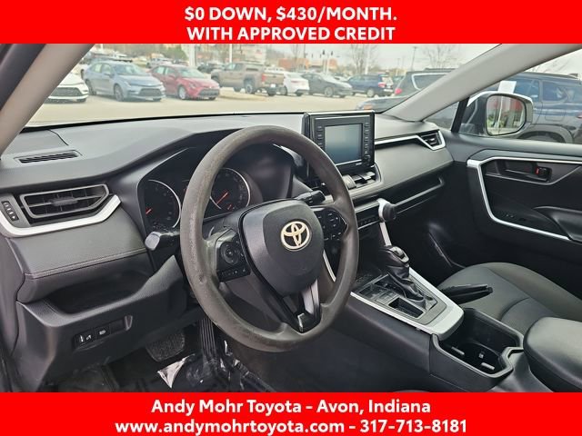 Used 2022 Toyota RAV4 LE FWD image 9