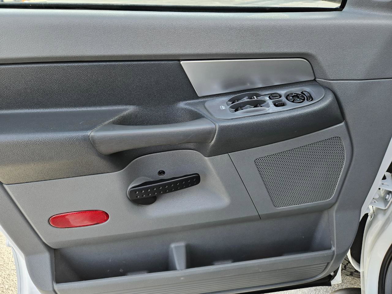 Used 2009 Dodge Ram 2500 Truck SXT w/ Protection Group image 13