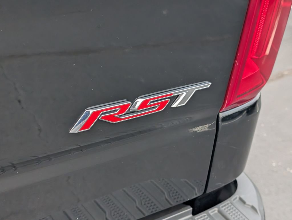 Used 2020 Chevrolet Silverado 1500 RST image 21