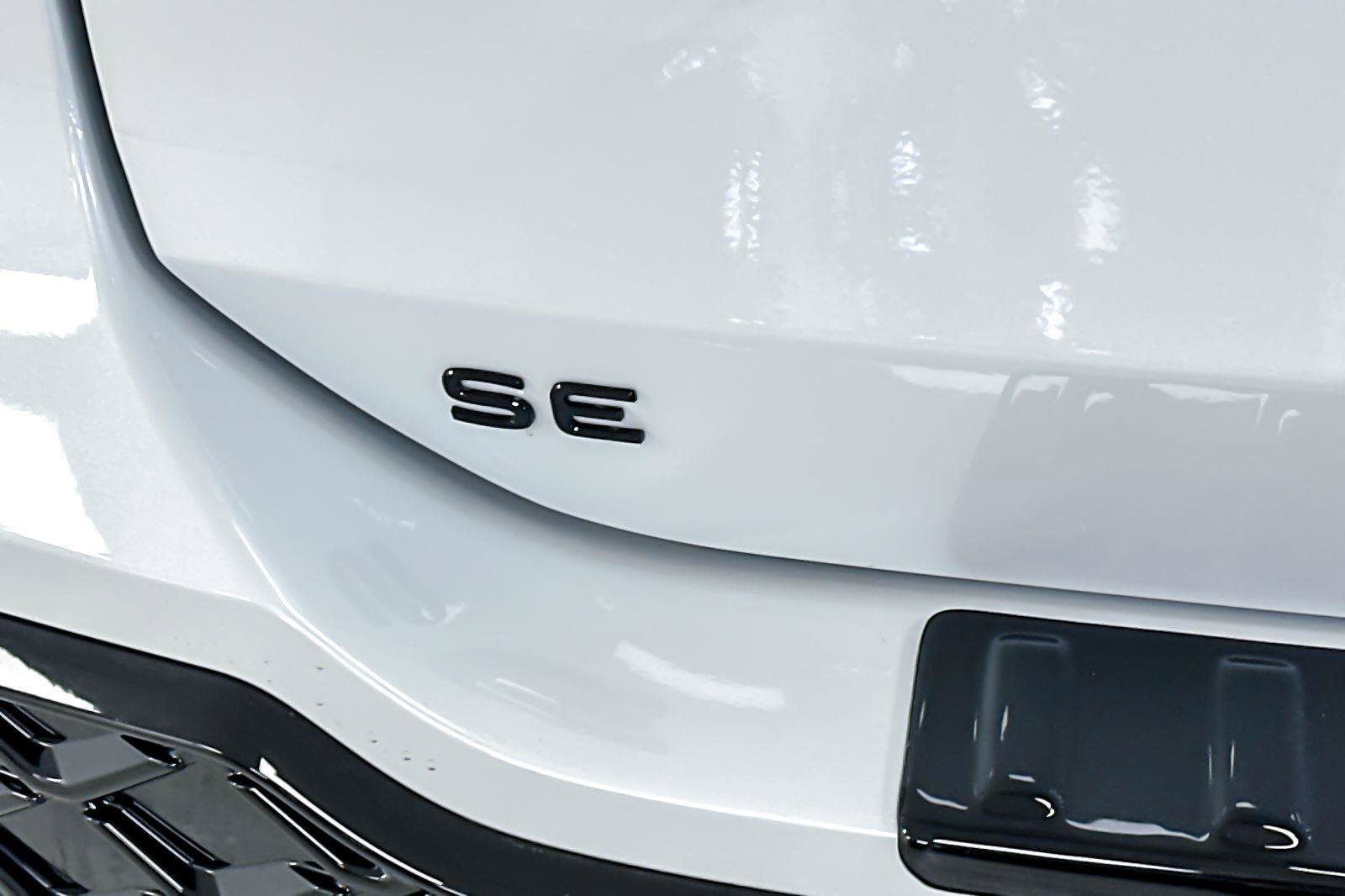 New 2026 Volkswagen Tiguan SE R-Line image 25