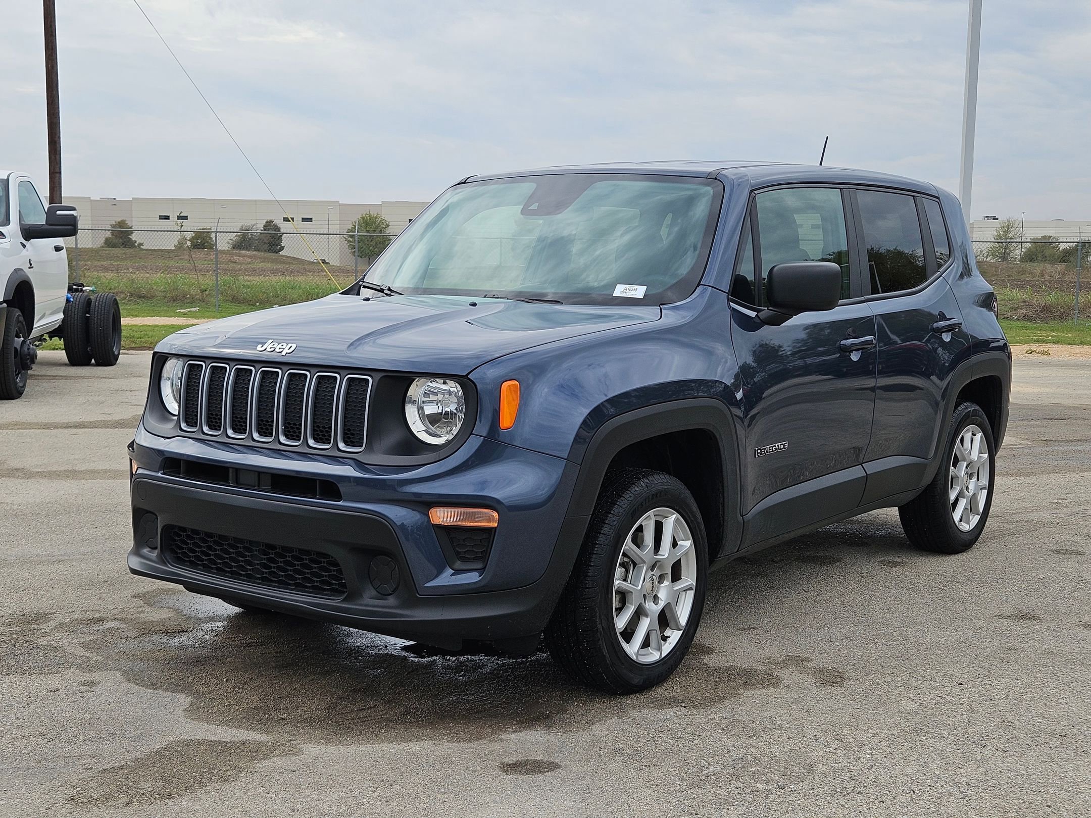 Certified 2023 Jeep Renegade Latitude image 7