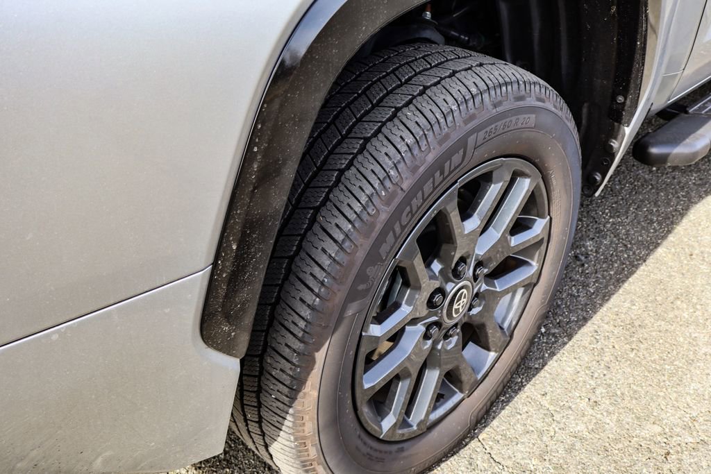 Used 2025 Toyota Tundra Platinum image 41
