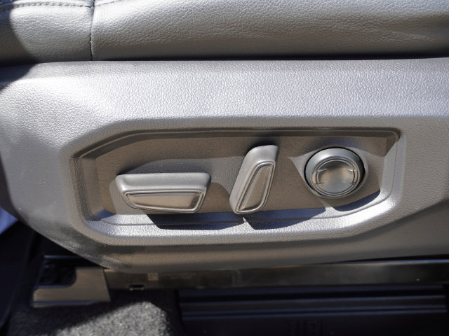 Used 2024 Toyota Tundra Limited AWD/4WD image 20