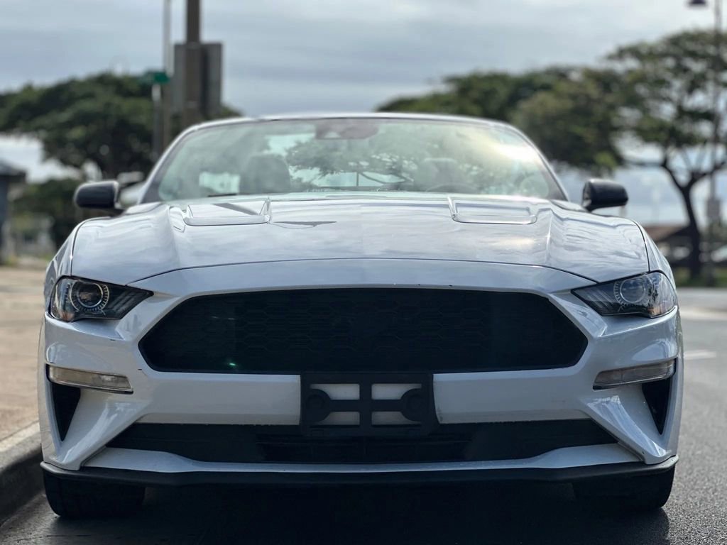 Used 2022 Ford Mustang Convertible w/ Black Accent Package image 7