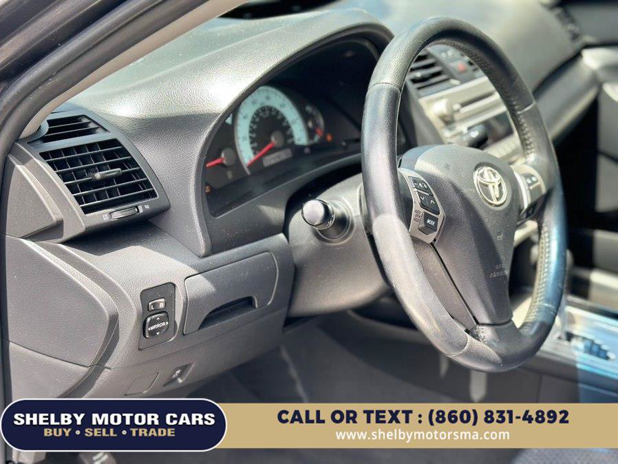 Used 2011 Toyota Camry SE w/ Fleet Convenience Pkg FWD image 8