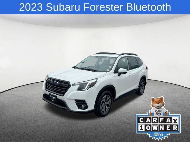 Used 2023 Subaru Forester Premium image 1