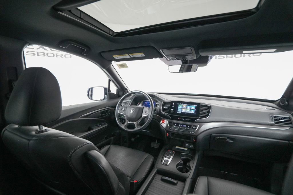 Used 2022 Honda Passport EX-L image 16