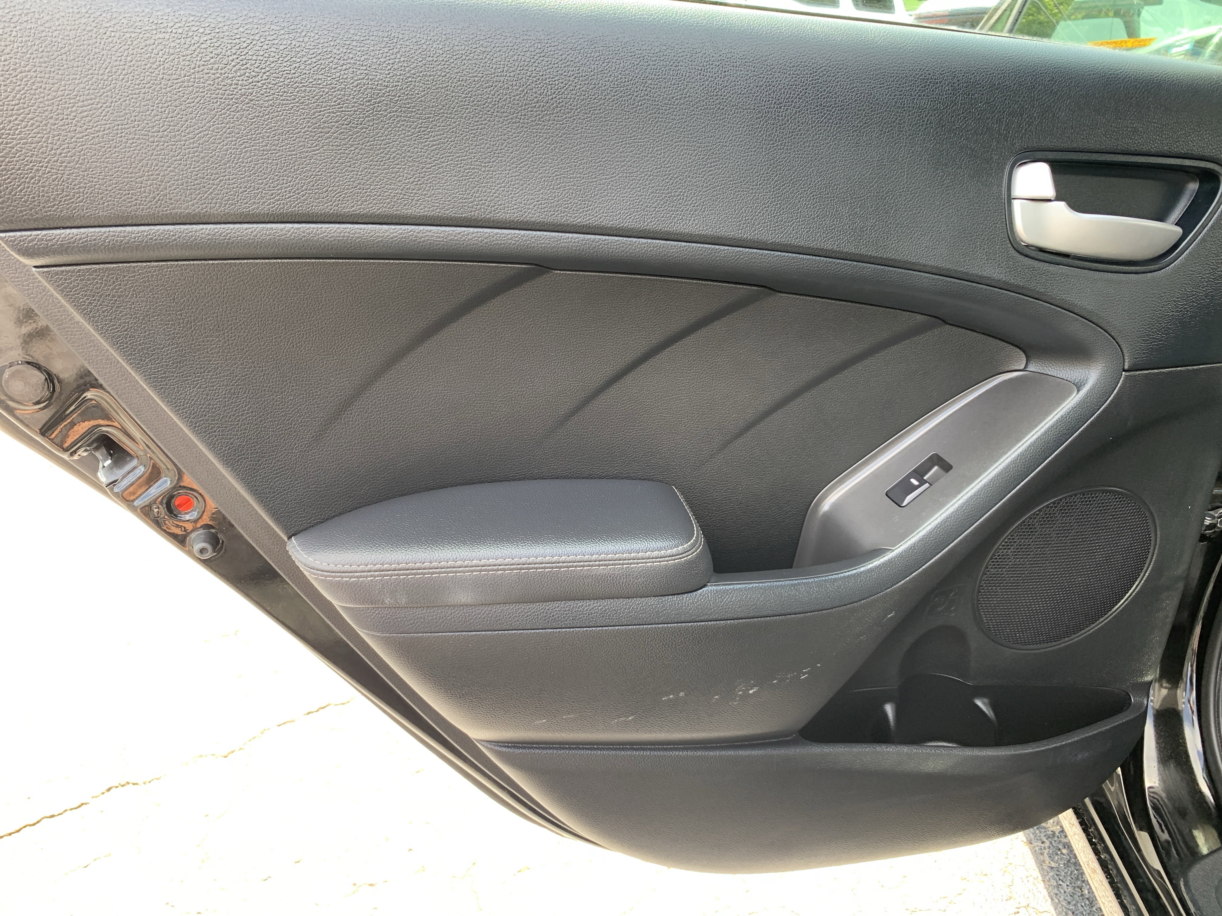 Used 2017 Kia Forte LX FWD image 34
