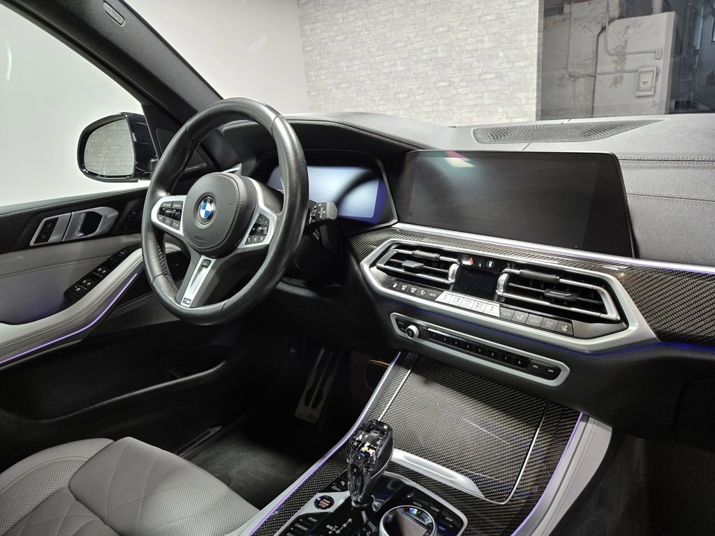 Used 2023 BMW X5 M50i w/ Executive Package image 65