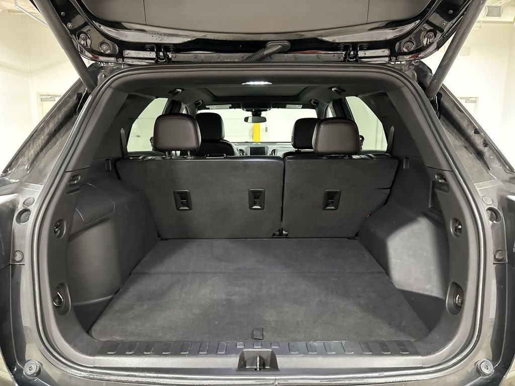 Used 2023 Chevrolet Equinox RS image 24