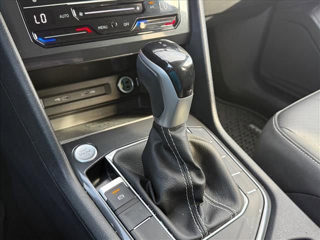 Used 2023 Volkswagen Tiguan SE FWD image 16