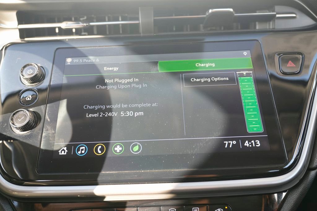 Used 2022 Chevrolet Bolt EUV LT image 48