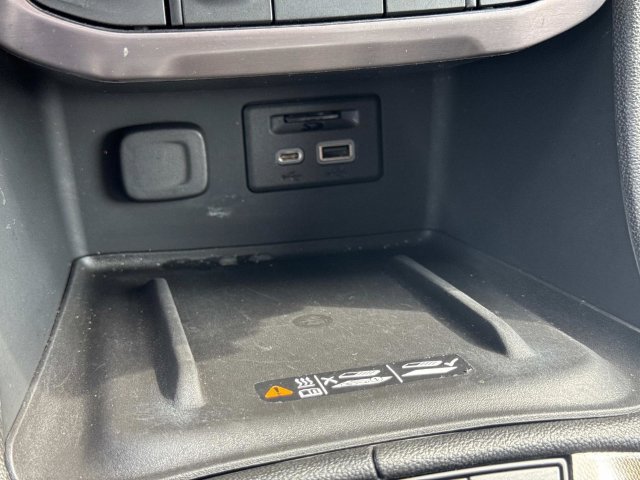 Used 2023 GMC Acadia AT4 w/ Preferred Package AWD/4WD image 35