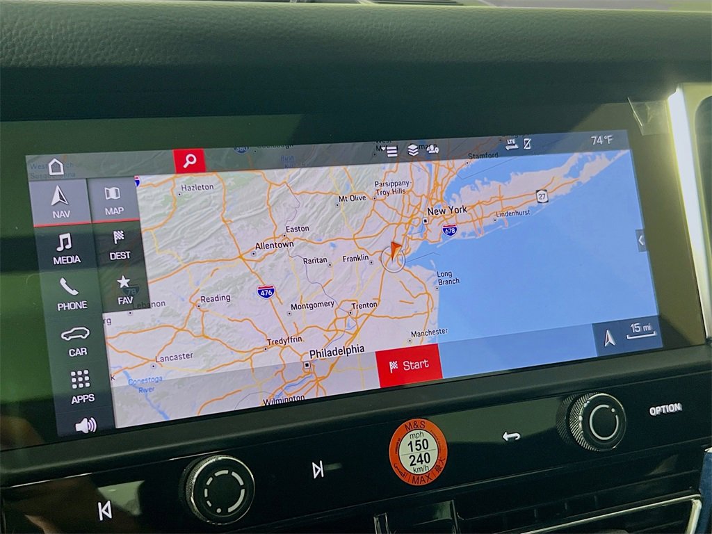 Certified 2023 Porsche Macan S image 16