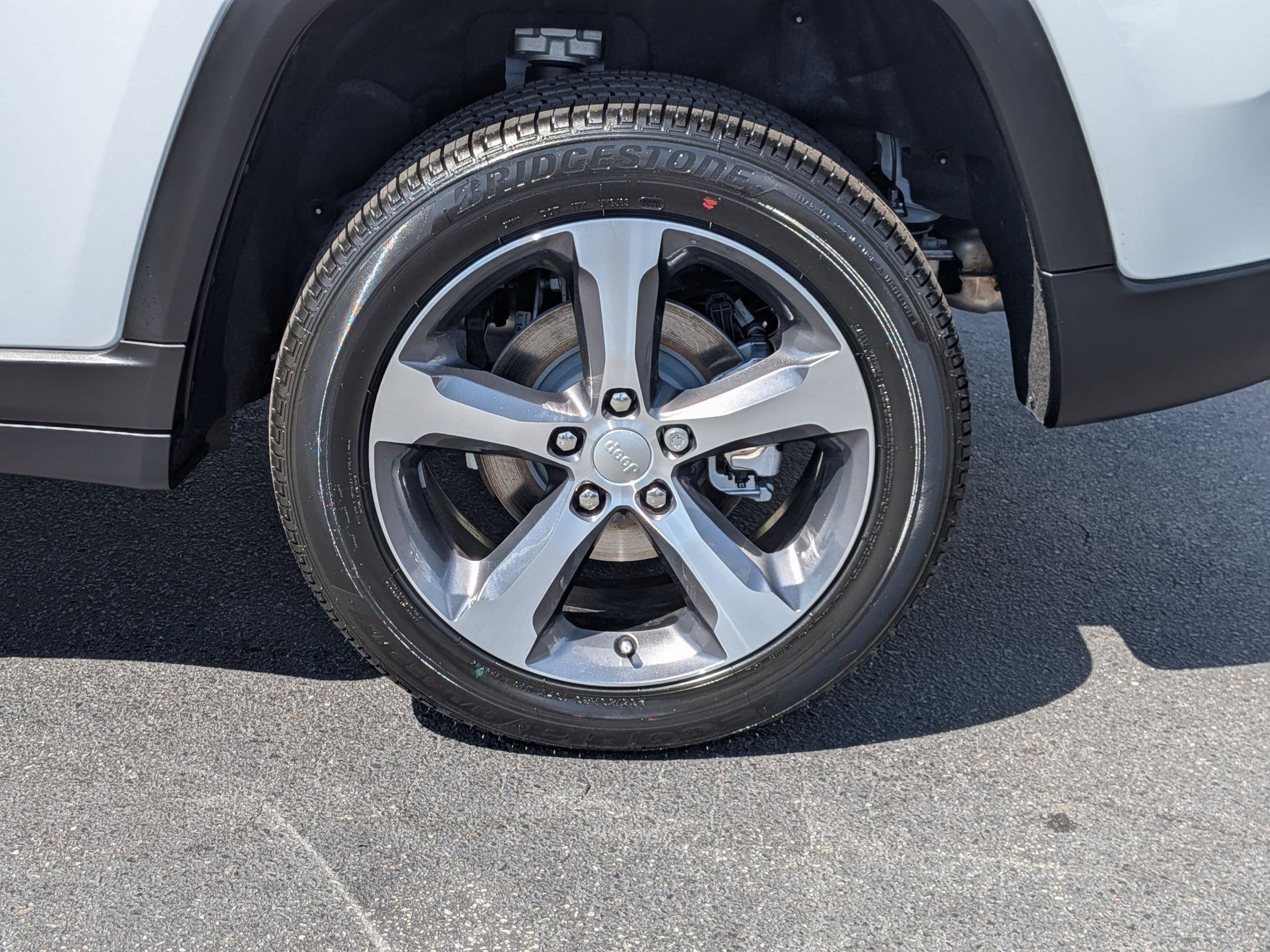 New 2026 Jeep Grand Cherokee Limited AWD/4WD image 9
