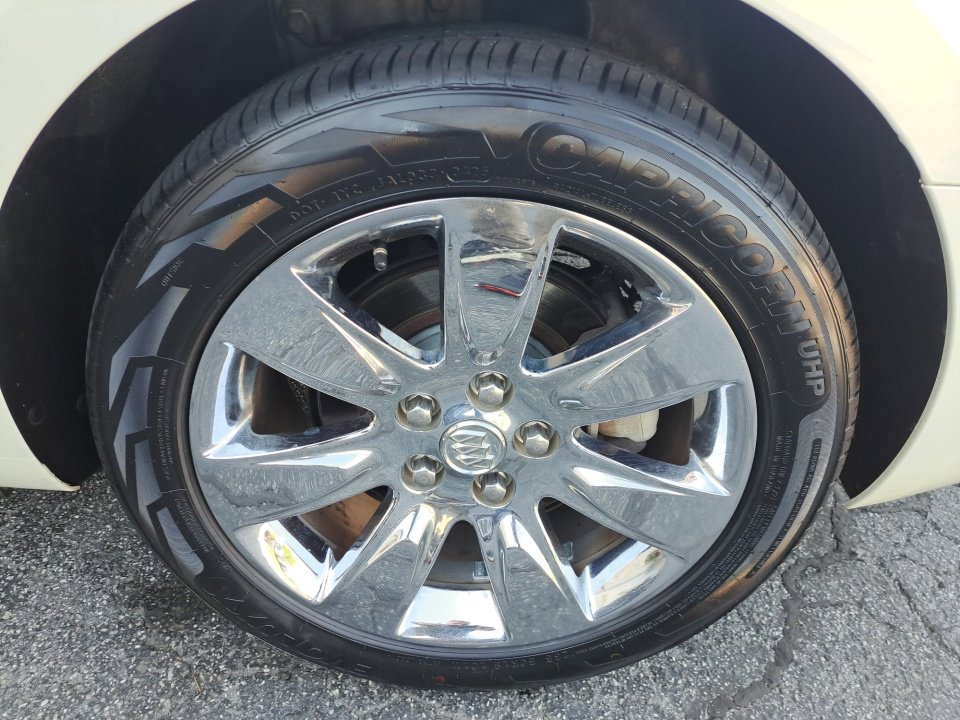 Used 2013 Buick LaCrosse Premium FWD image 21