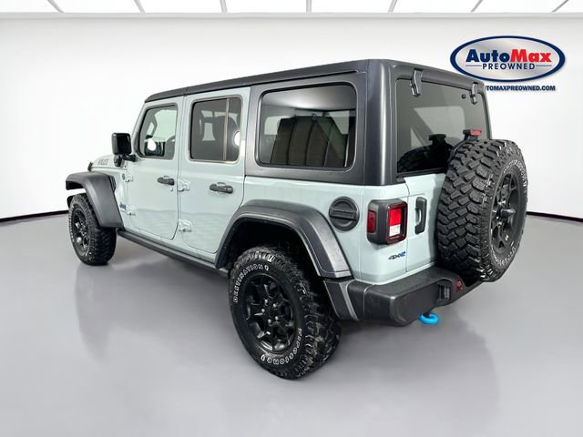 Used 2023 Jeep Wrangler Unlimited w/ Cold Weather Group AWD/4WD image 5