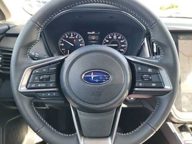Used 2025 Subaru Outback Premium image 13