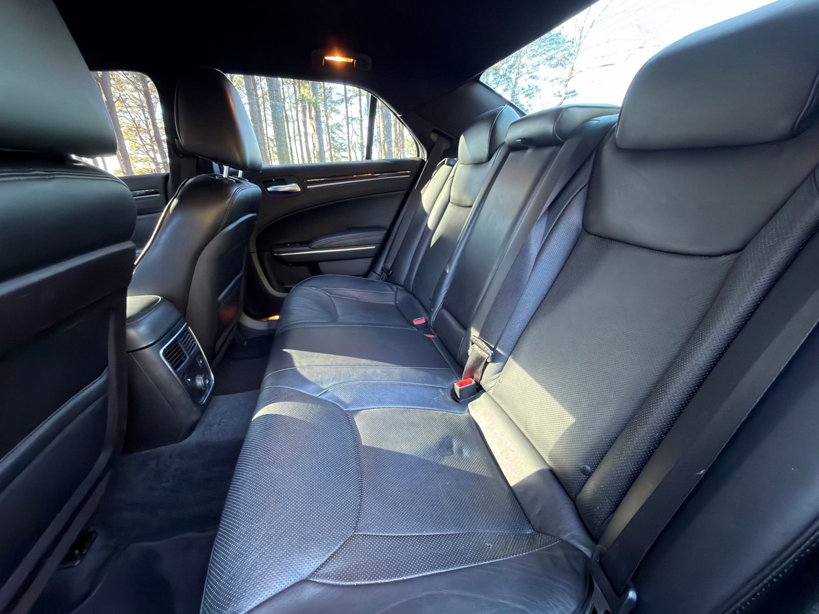 Used 2012 Chrysler 300 C w/ 19-Premium Speaker Group image 13