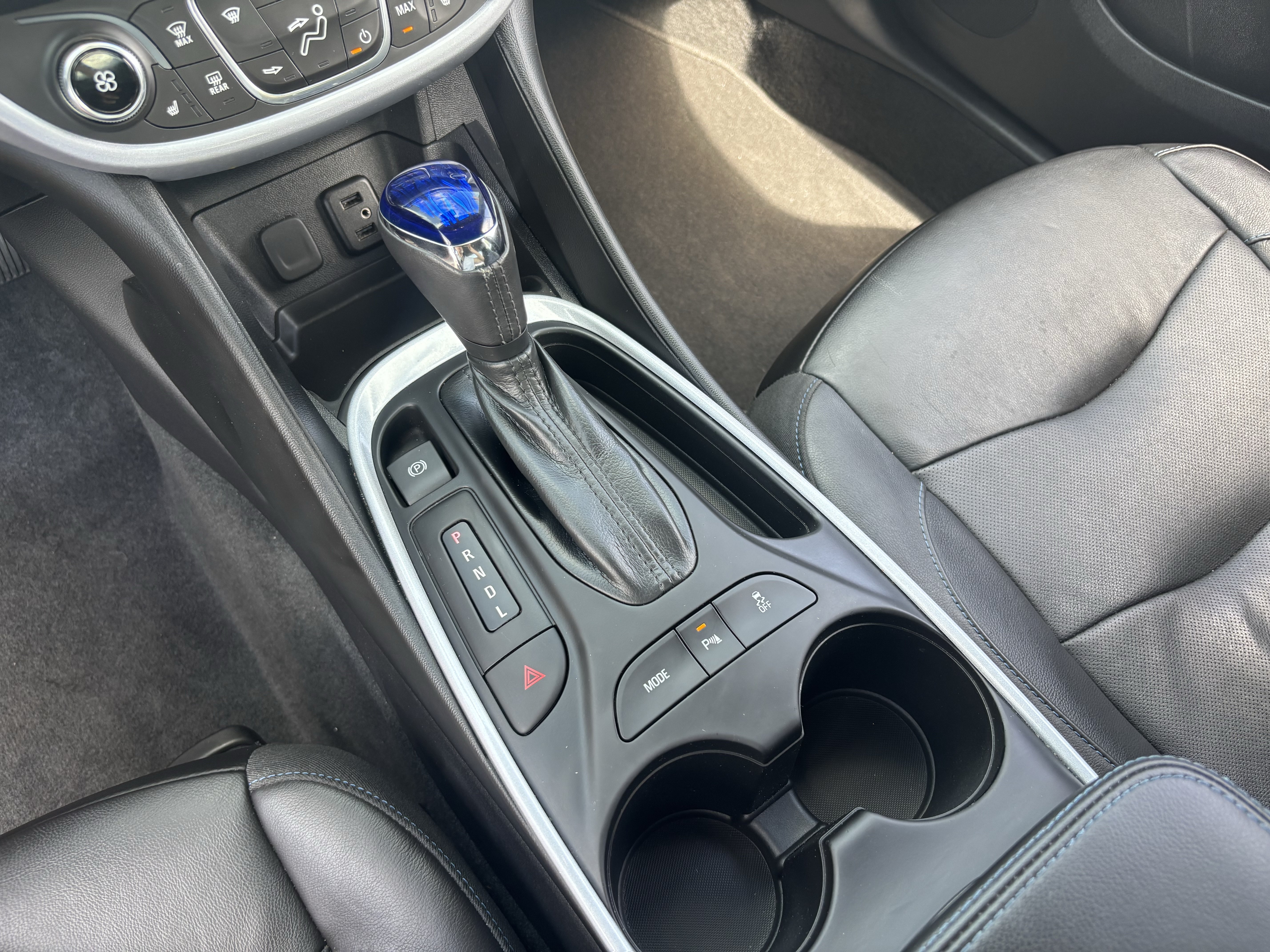 Used 2018 Chevrolet Volt LT w/ LT Driver Confidence Package FWD image 23