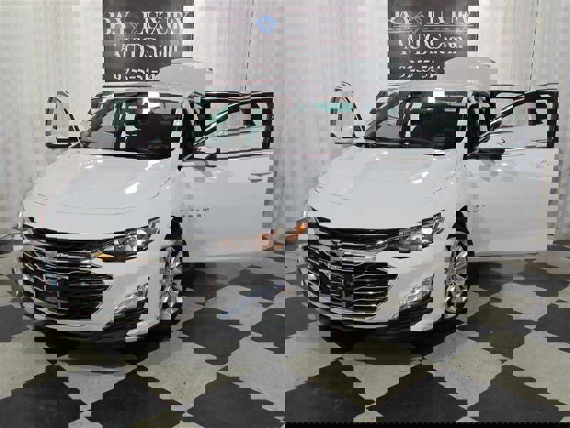 Used 2023 Chevrolet Malibu LT w/ Driver Confidence Package image 96