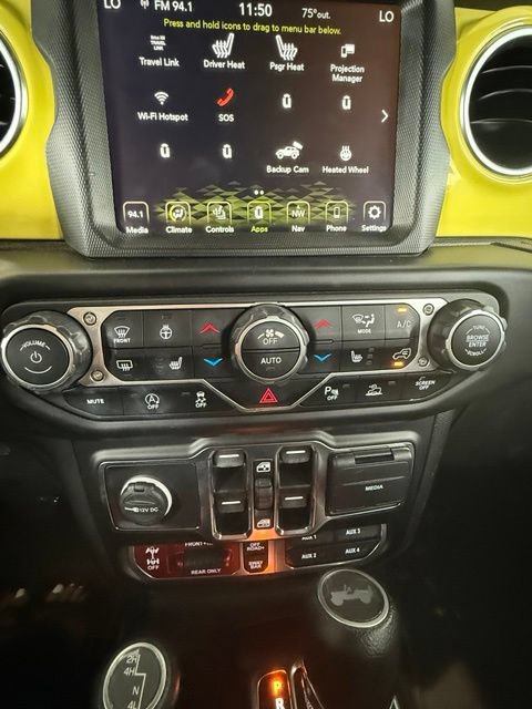 Used 2022 Jeep Wrangler Unlimited Rubicon w/ Cold Weather Group AWD/4WD image 13