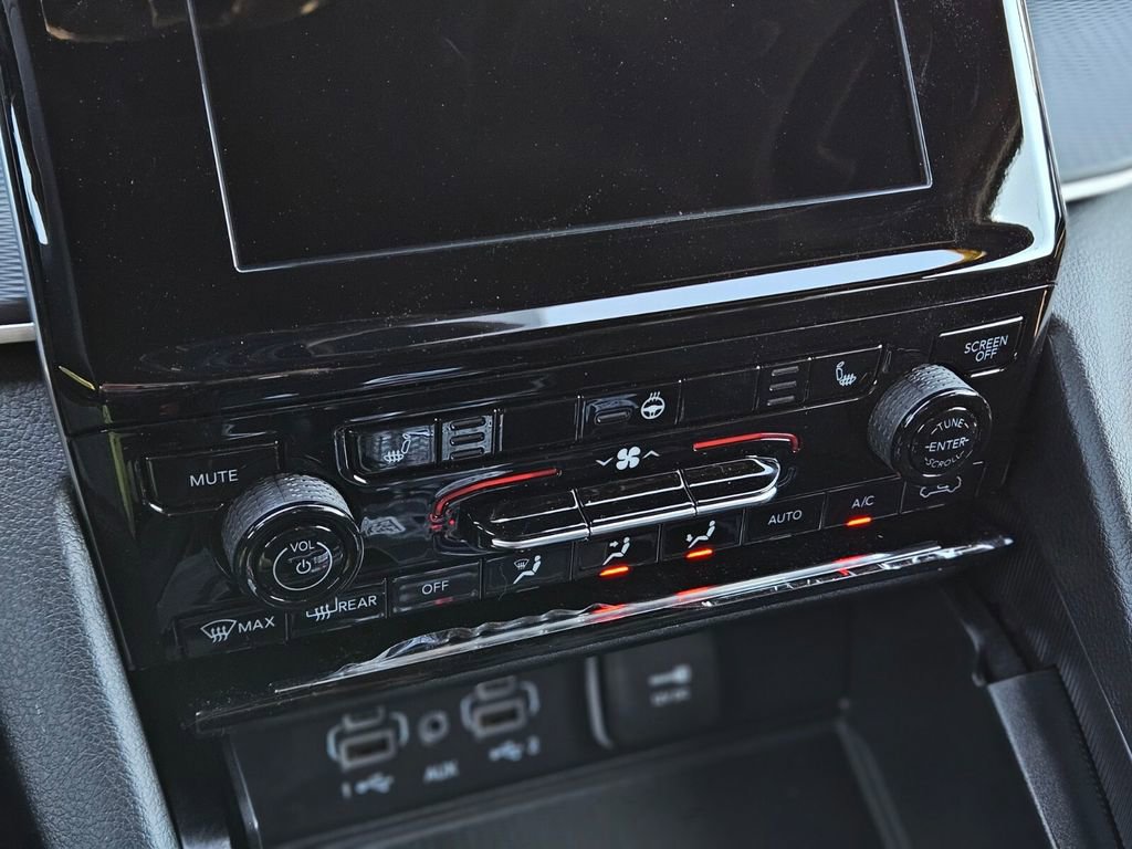 New 2025 Jeep Grand Cherokee Altitude image 20