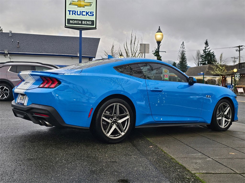 Used 2024 Ford Mustang GT Premium image 5