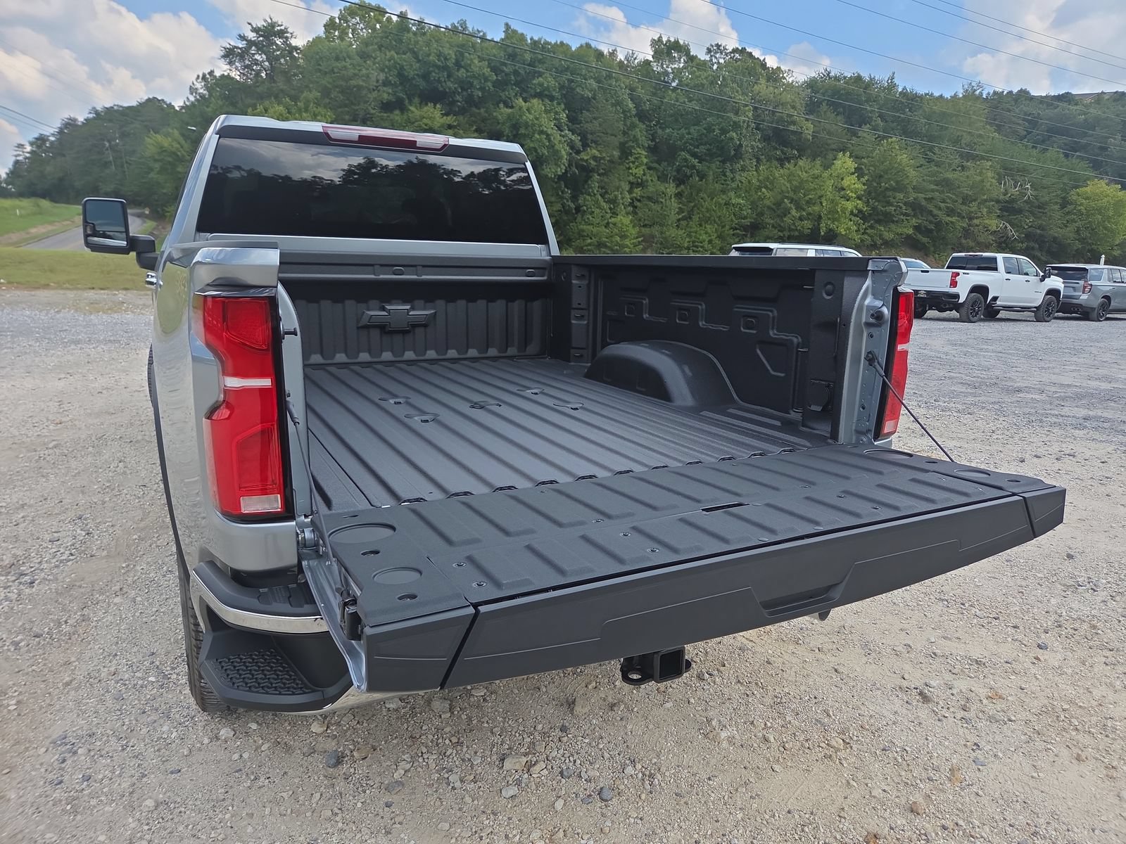 New 2026 Chevrolet Silverado 2500 LTZ w/ LTZ Convenience Package AWD/4WD image 25