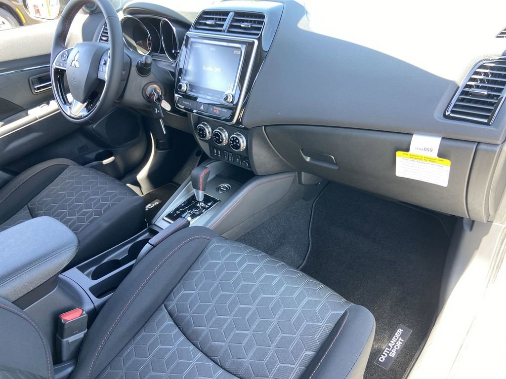 New 2026 Mitsubishi Outlander Sport LE AWD/4WD image 23