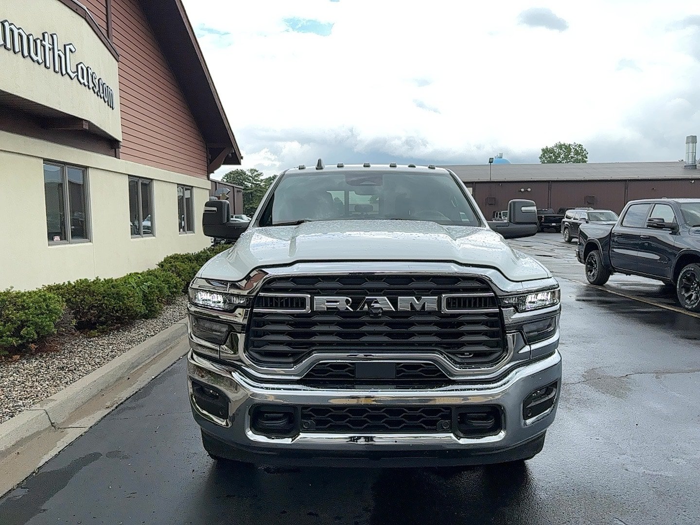 New 2026 RAM 3500 Tradesman AWD/4WD image 5