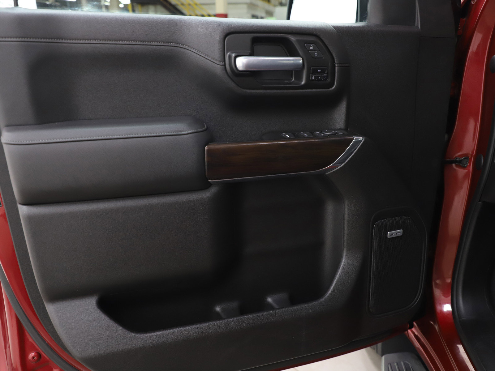 Used 2020 GMC Sierra 1500 SLT w/ SLT Premium Plus Package image 17