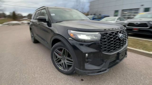 New 2026 Ford Explorer ST w/ Sun And Sound Package image 8