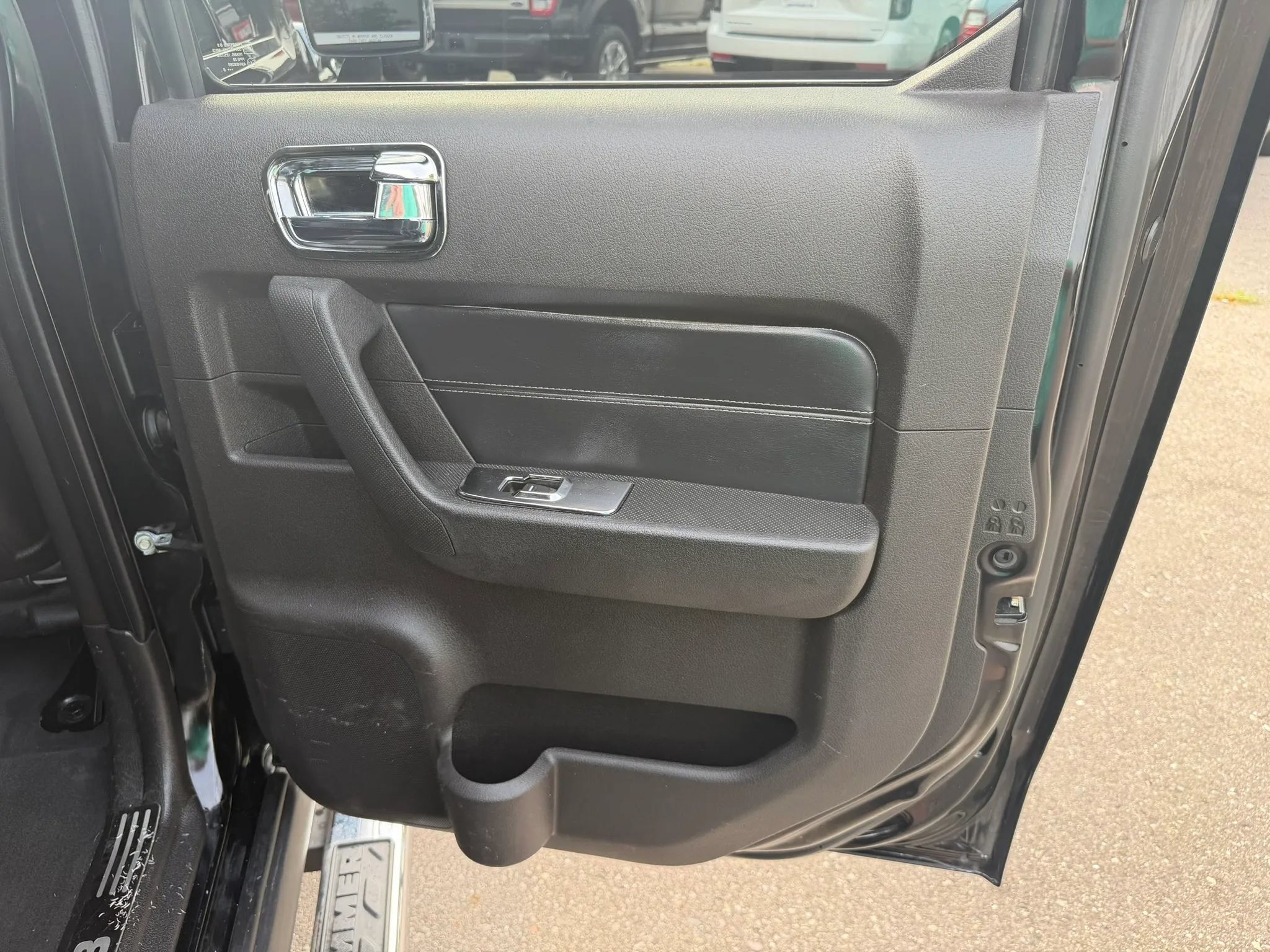 Used 2009 HUMMER H3T Luxury AWD/4WD image 28