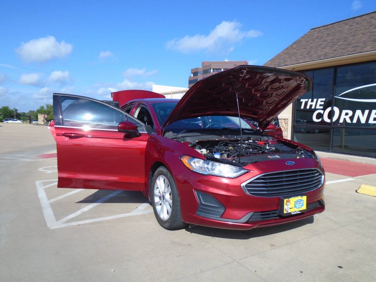 Used 2019 Ford Fusion SE FWD image 20
