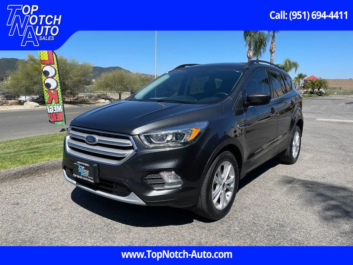Used 2019 Ford Escape SEL image 1
