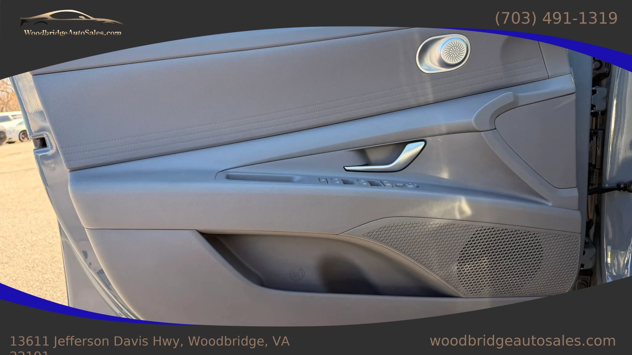 Used 2022 Hyundai Elantra SE w/ Cargo Package image 9