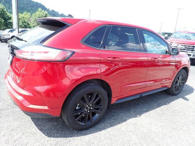Certified 2024 Ford Edge ST-Line AWD/4WD image 8