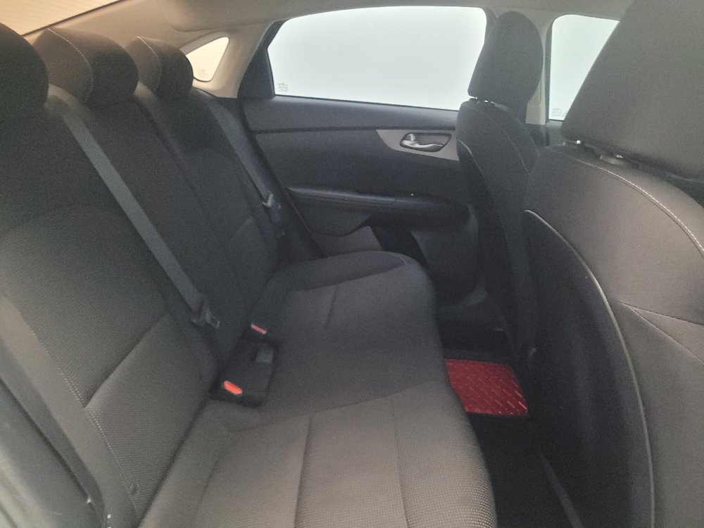 Used 2019 Kia Forte LXS FWD image 19