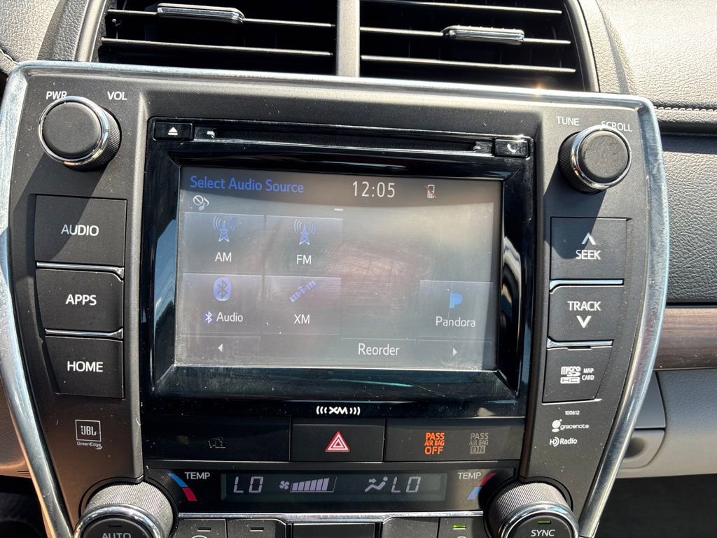 Used 2017 Toyota Camry XLE w/ Moonroof Package FWD image 15