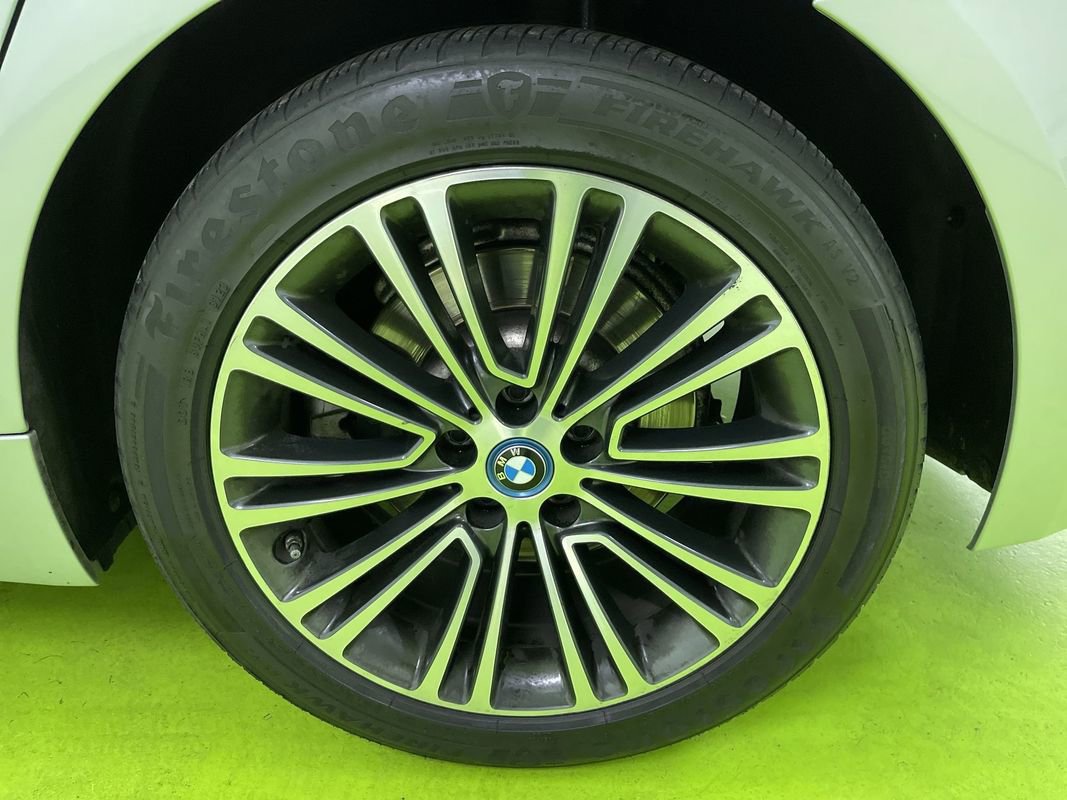 Used 2019 BMW 530e xDrive w/ Convenience Package image 15