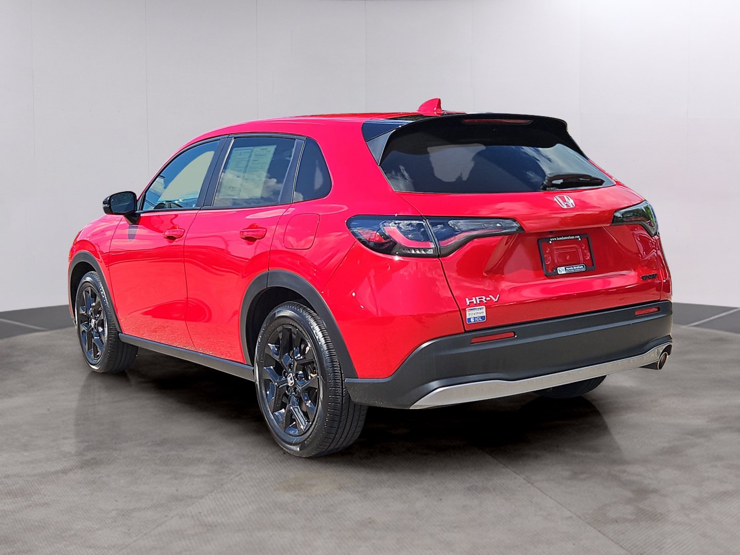 Certified 2025 Honda HR-V Sport image 27