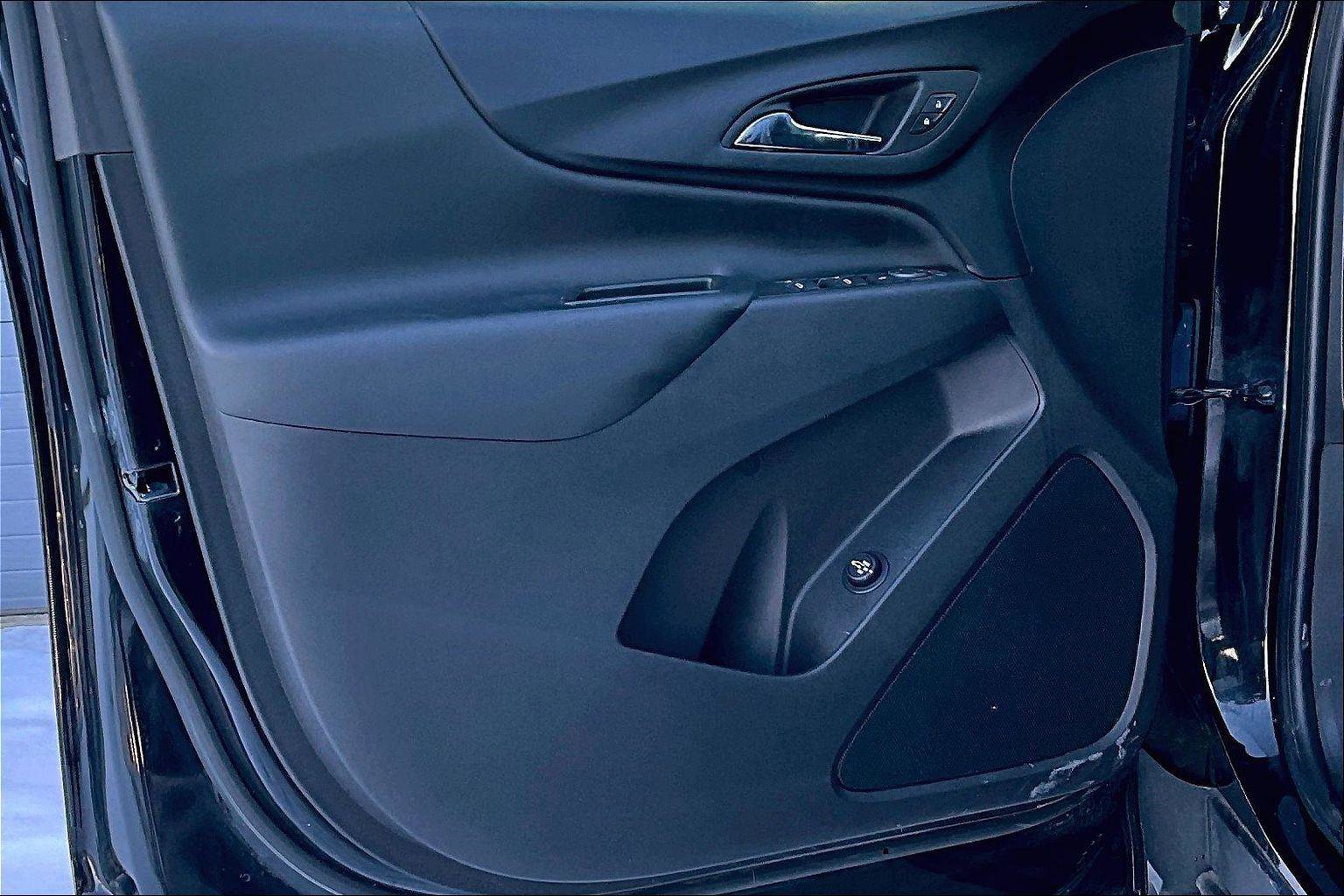 Used 2024 Chevrolet Equinox LT image 24