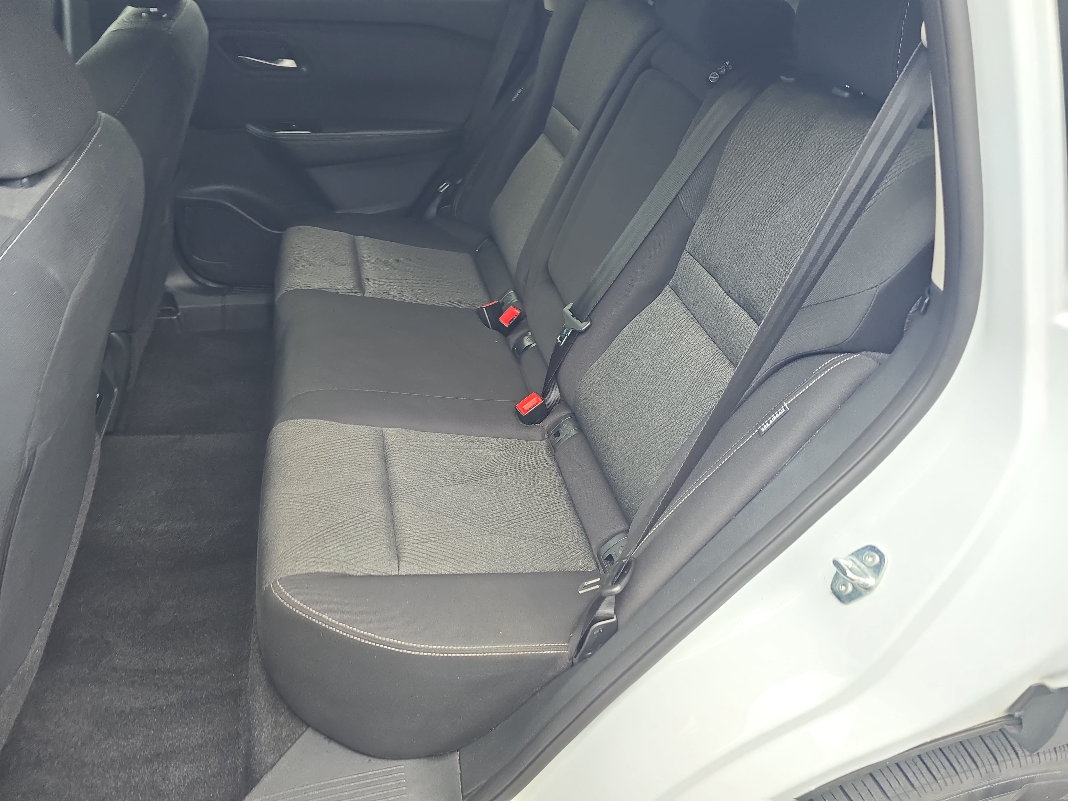 Used 2024 Nissan Rogue SV AWD/4WD image 14