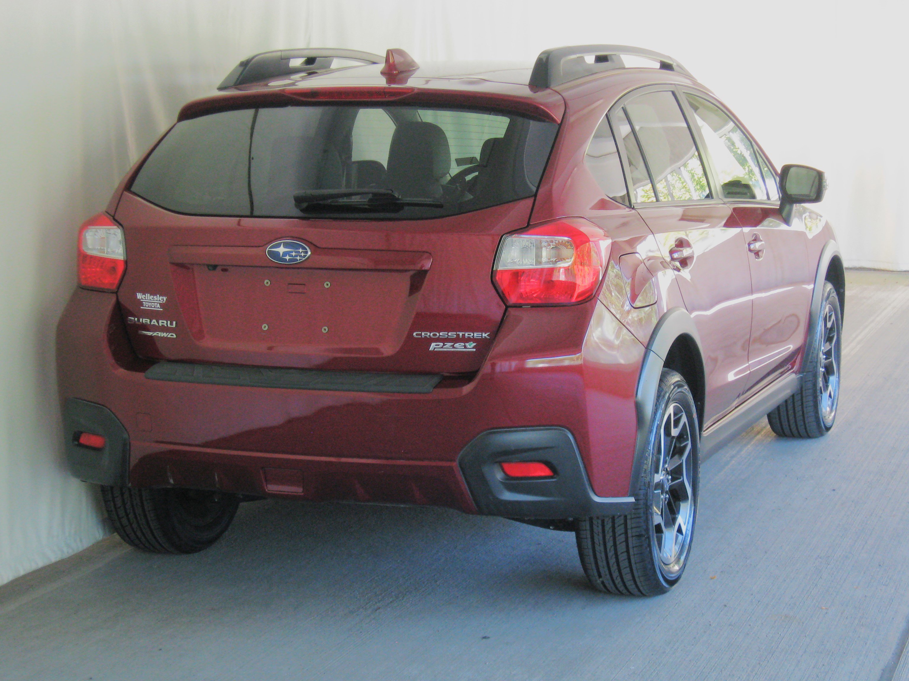Used 2016 Subaru Crosstrek 2.0i Limited image 6