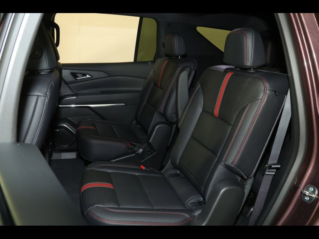 New 2026 Chevrolet Traverse RS image 27