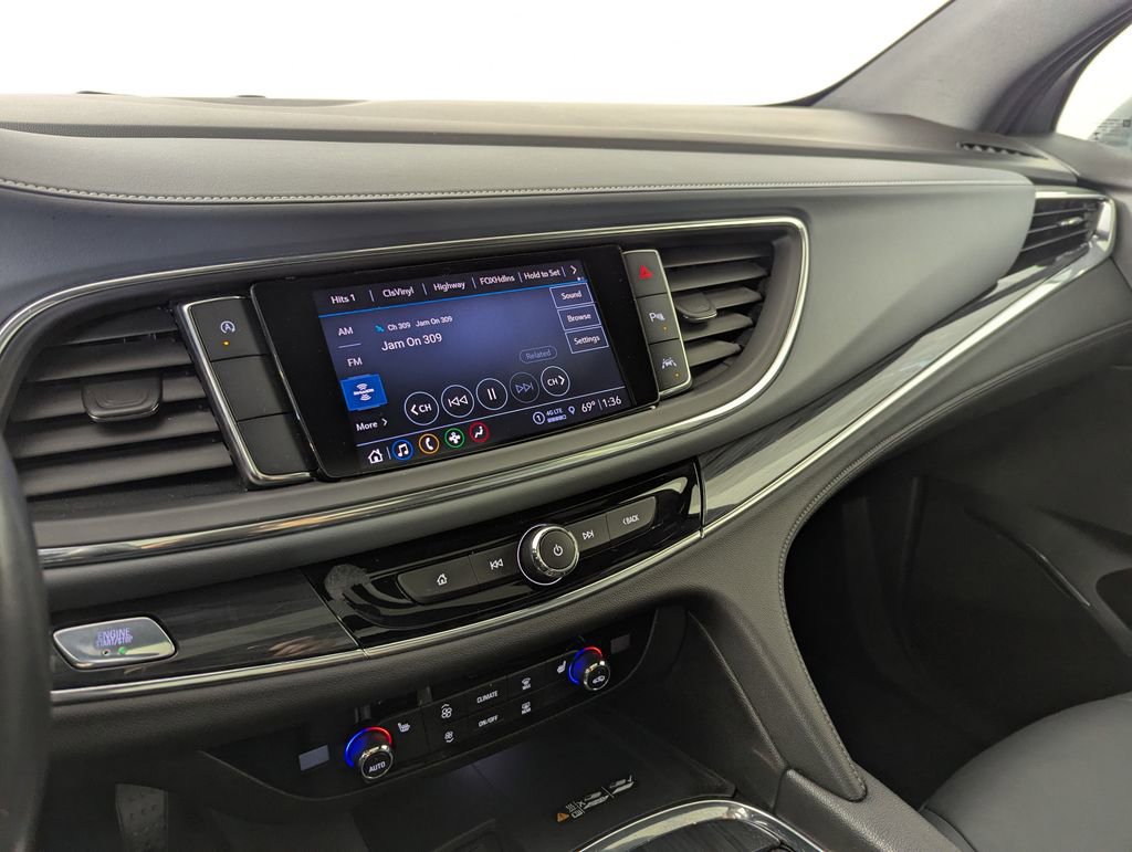 Used 2023 Buick Enclave Essence w/ Experience Buick Package FWD image 13