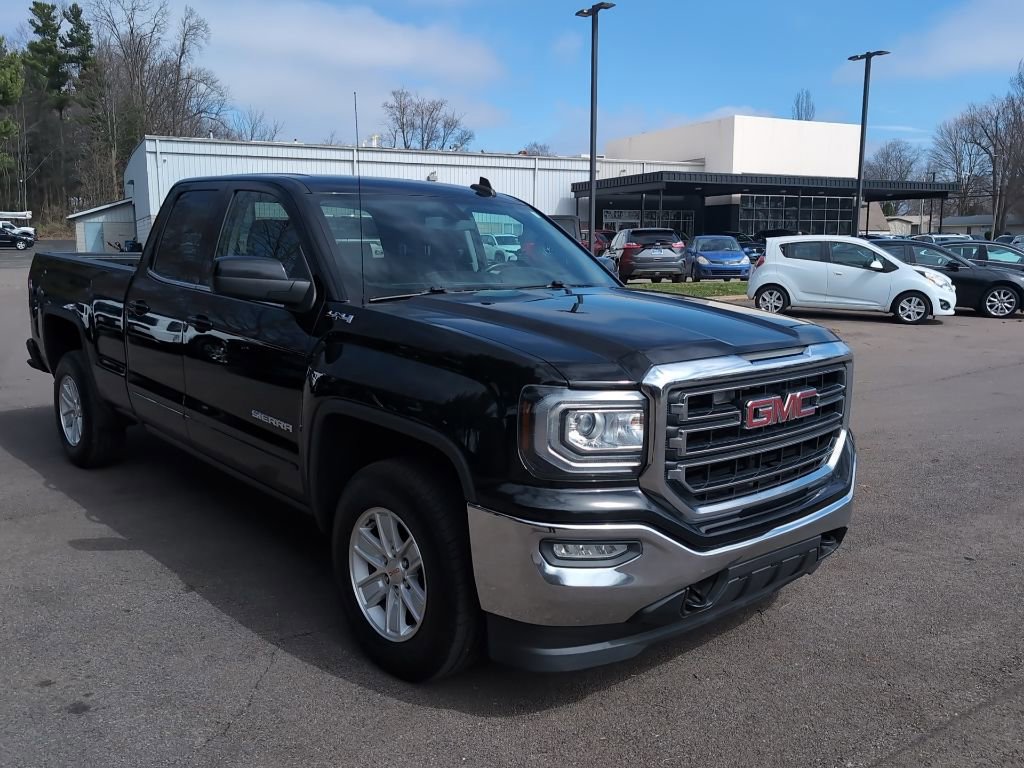 Used 2017 GMC Sierra 1500 SLE w/ SLE Value Package image 2